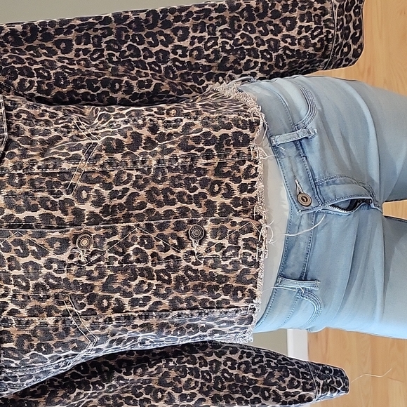 Free People Cheetah Print Denim Jacket - Picture 3 of 16